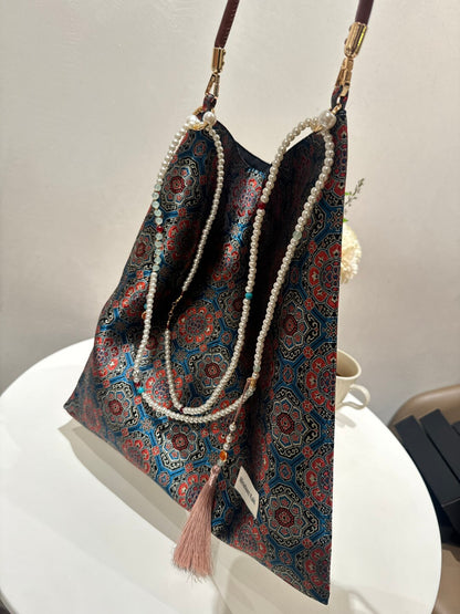 [Chinoiserie] Prosperity Pattern Beaded Tassel Silk Bag