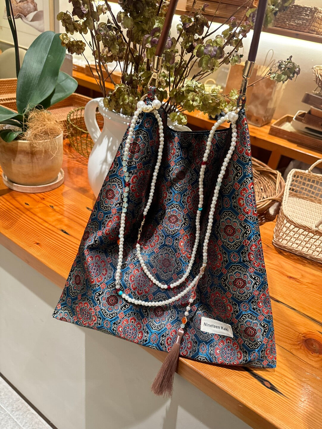 [Chinoiserie] Prosperity Pattern Beaded Tassel Silk Bag