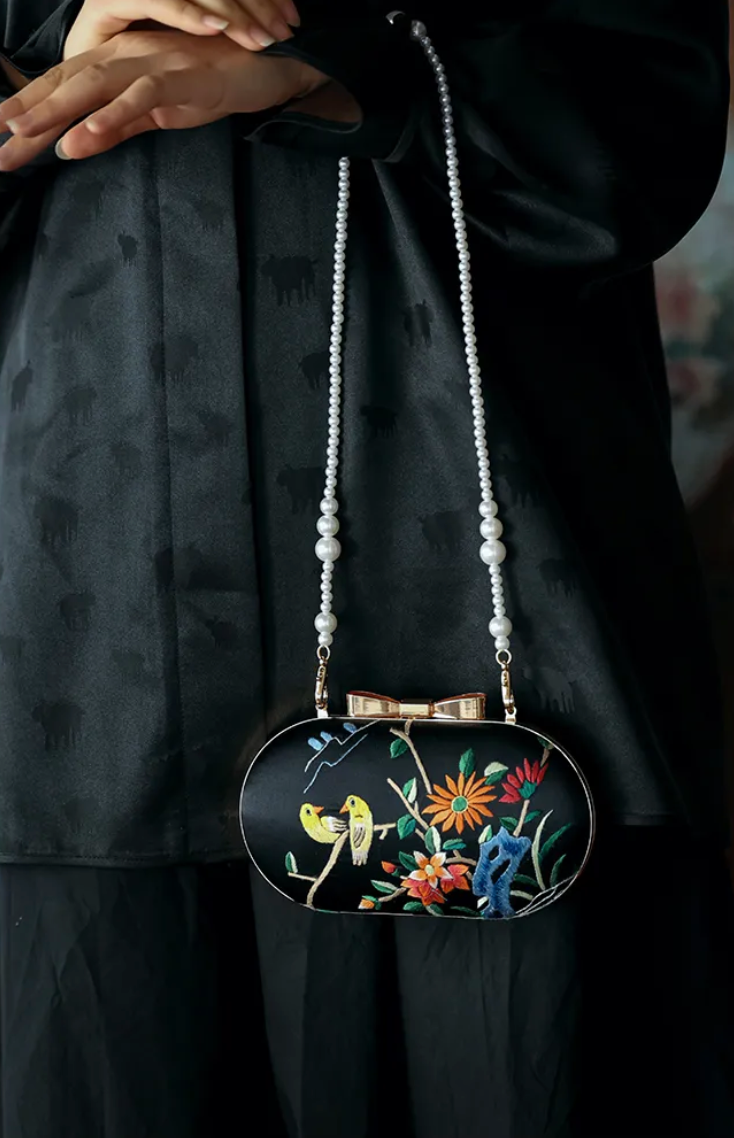 [Chinoiserie] Retro Embroidery Clutch Bag