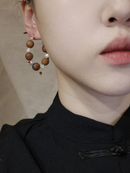 「Chinoiserie」Sandalwood Pearl Beaded Earrings