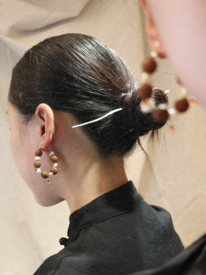 「Chinoiserie」Sandalwood Pearl Beaded Earrings