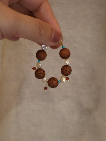 「Chinoiserie」Sandalwood Pearl Beaded Earrings