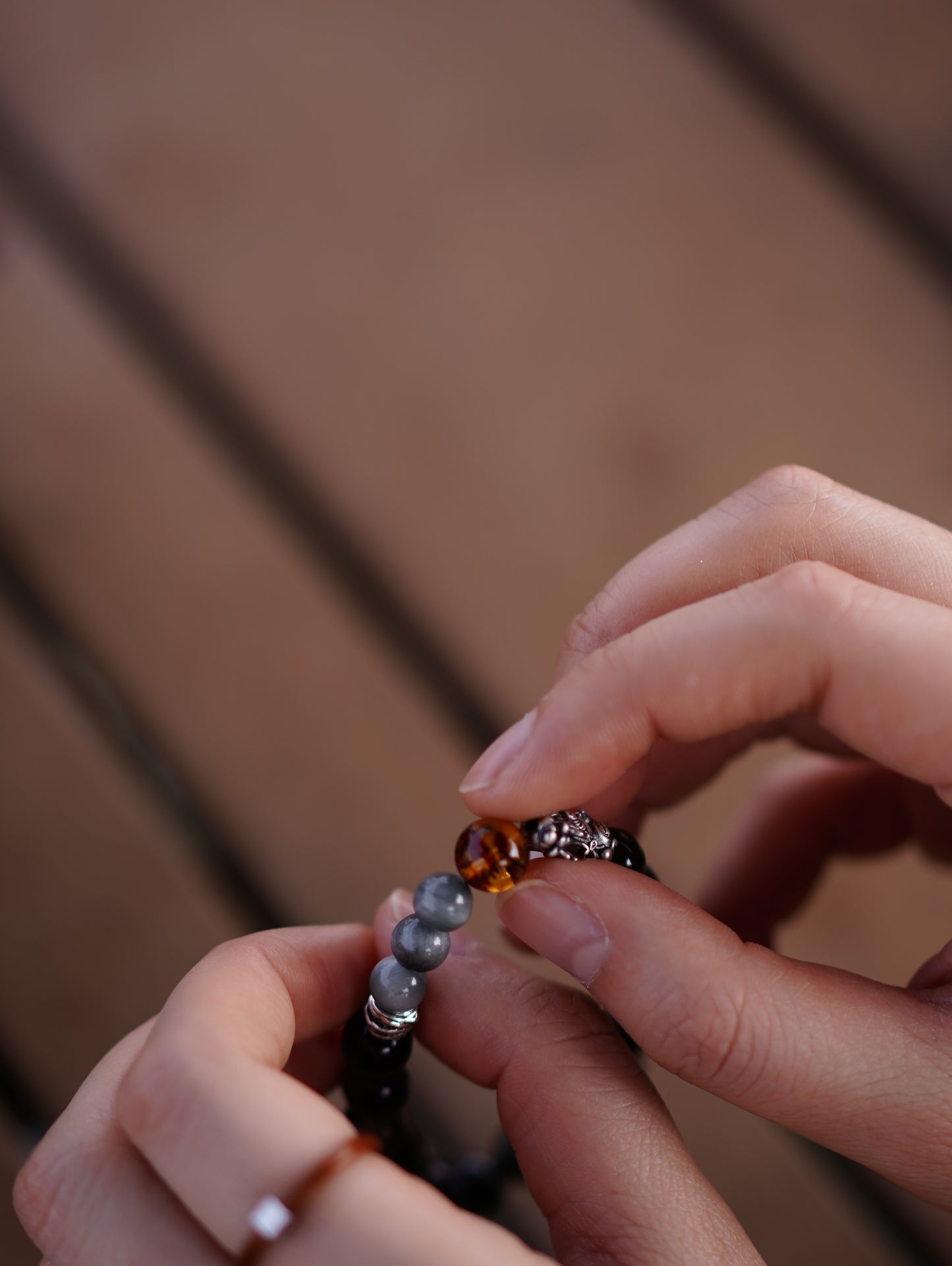 「Chinoiserie」Silver Pixiu Amber Beaded Bracelet