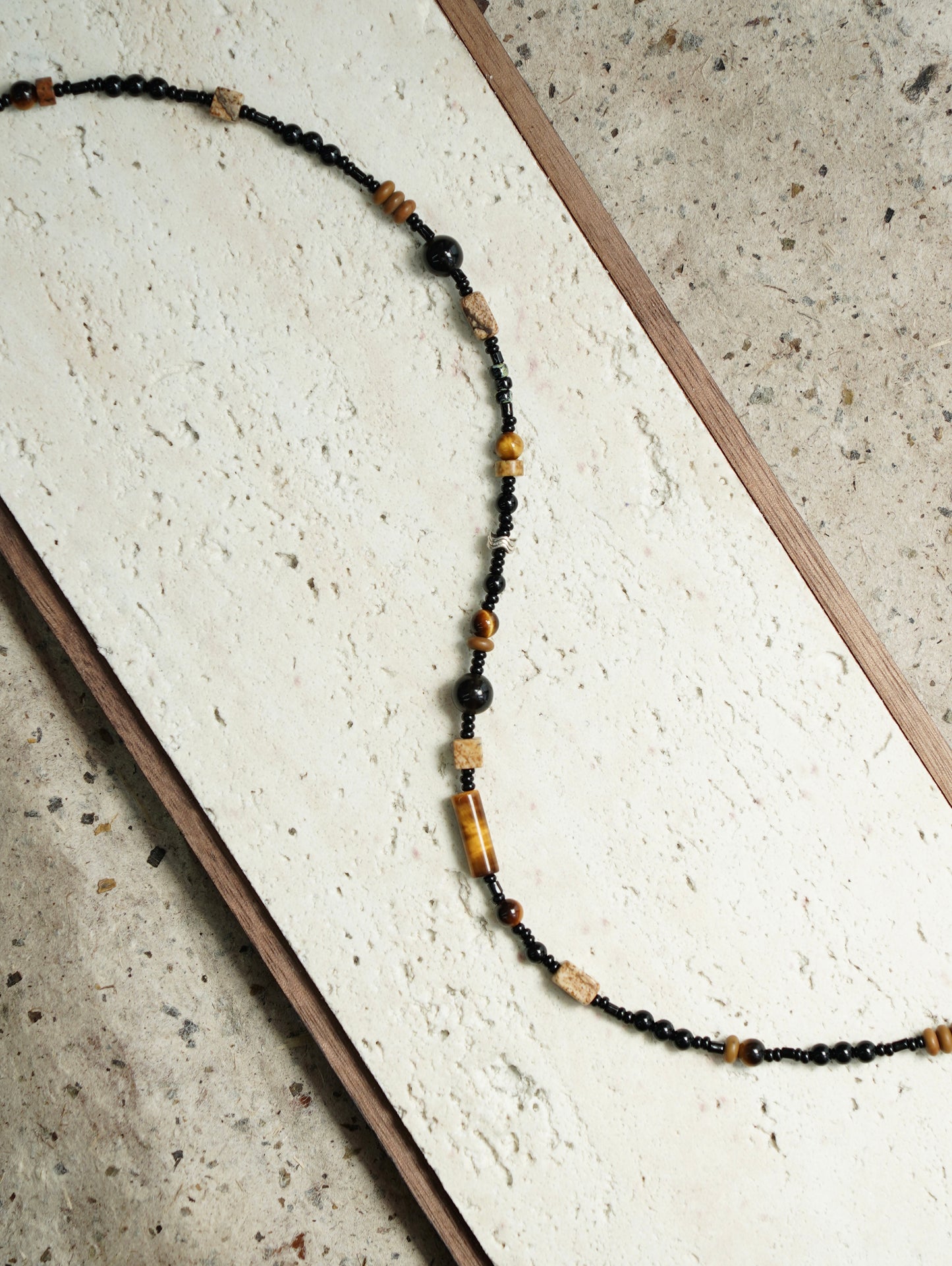「Chinoiserie」Silver Safe And Sound Pendant Beaded Bracelet