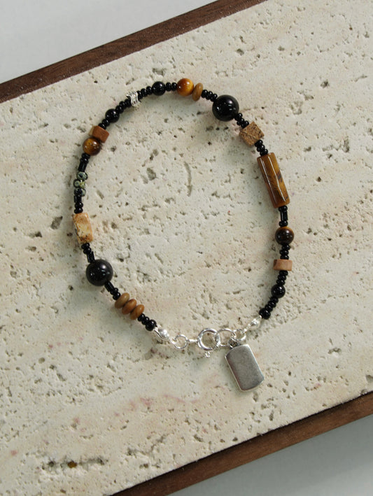 「Chinoiserie」Silver Safe And Sound Pendant Beaded Bracelet