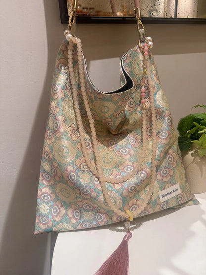 [Chinoiserie] Subtle Pink Floral Beaded Tassel Silk Bag | Bag | Three Fleas