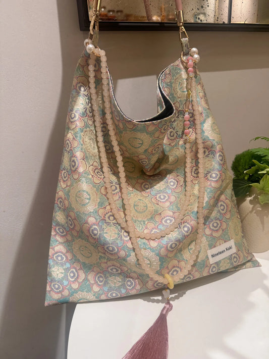 [Chinoiserie] Subtle Pink Floral Beaded Tassel Silk Bag | Bag | Three Fleas