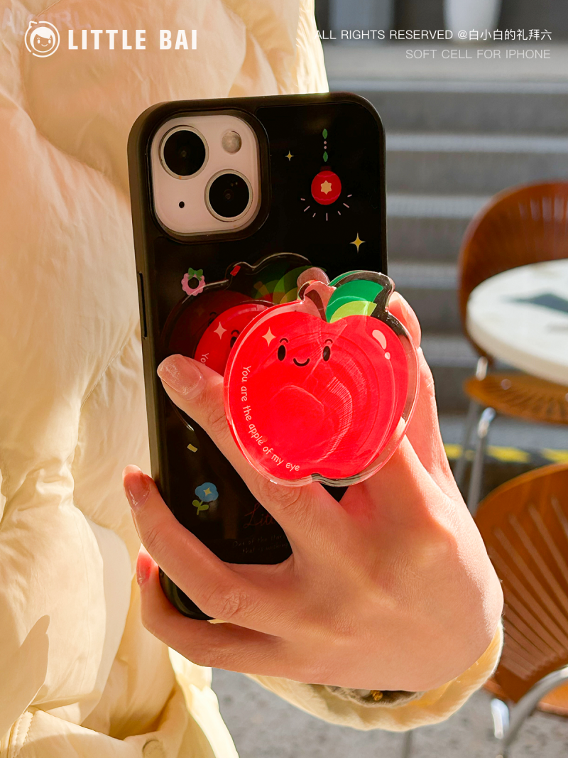 Christmas Red Apple MagSafe Printed Phone Case
