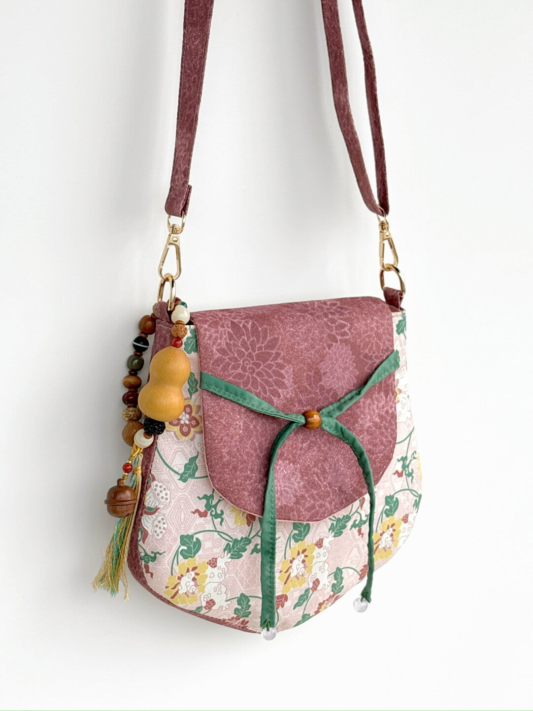 [Chinoiserie] Classic Pattern Pentagonal Flap Crossbody Bag