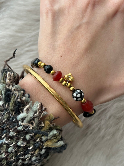 Classic Red Black Beaded Bracelet | Bracelet | Three Fleas