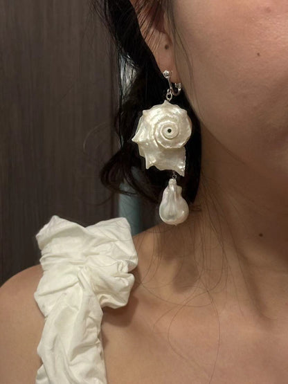 Conch Tear Earrings