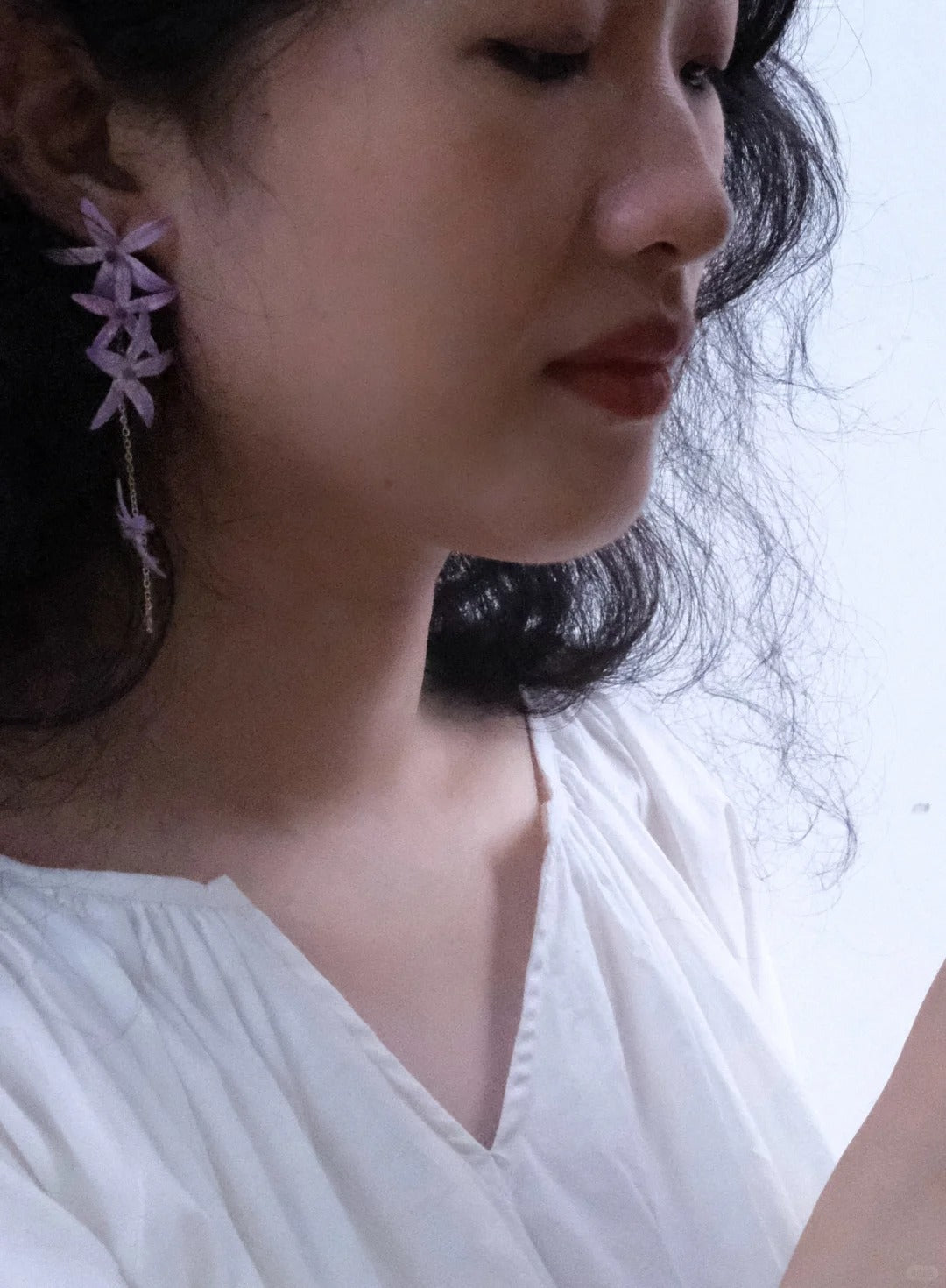 Cowhide Queen's Wreath Flower Earrings
