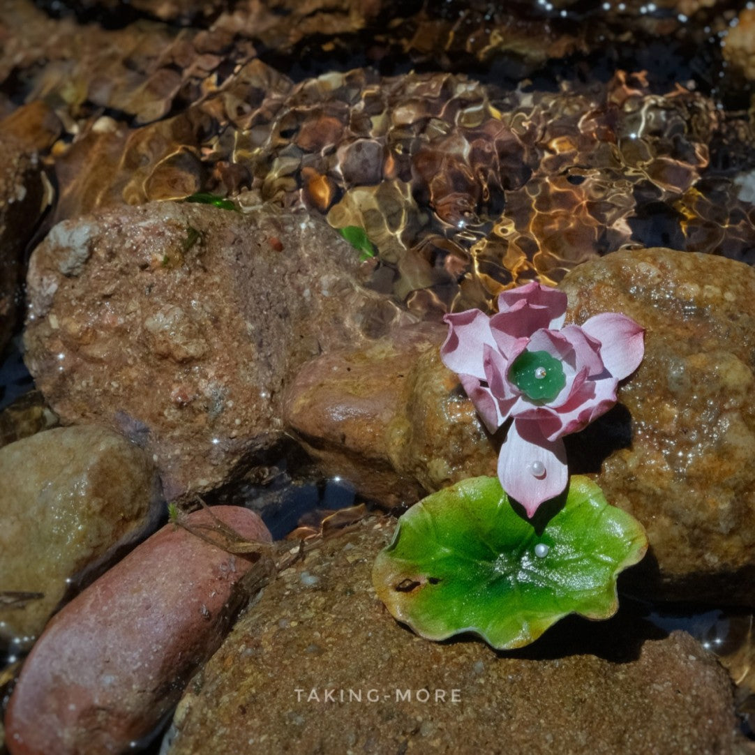 Cowhide Summer Lotus Brooch