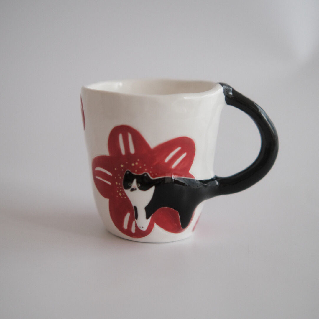 Customizable Cat-Themed Ceramic Cup