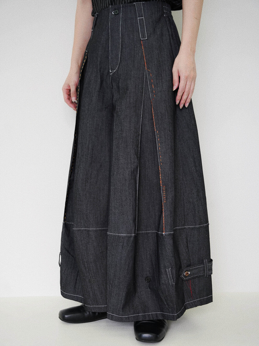 Designer Wide-Leg Button Denim Jeans