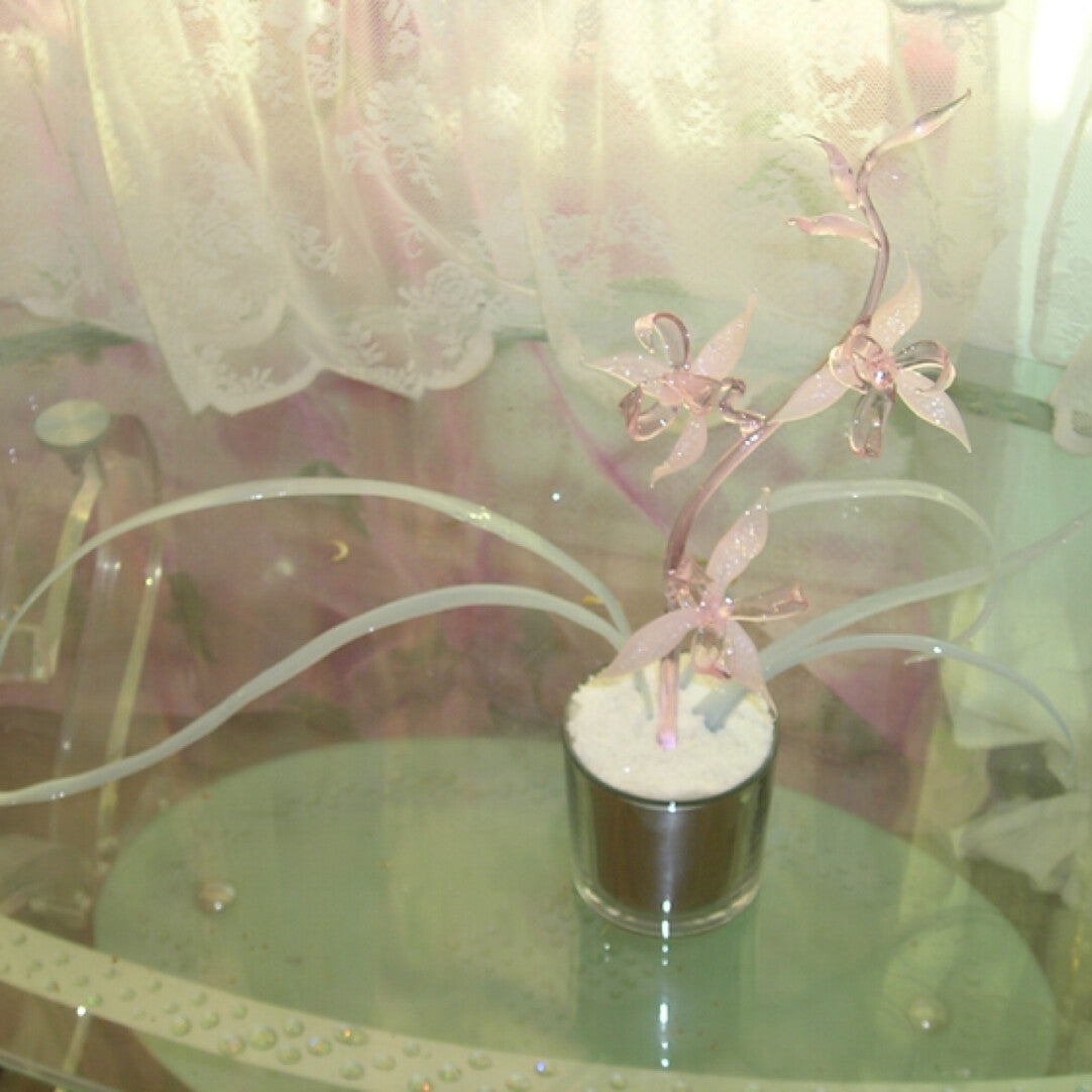 Dreamy Pink Glass Lily Candle Holder
