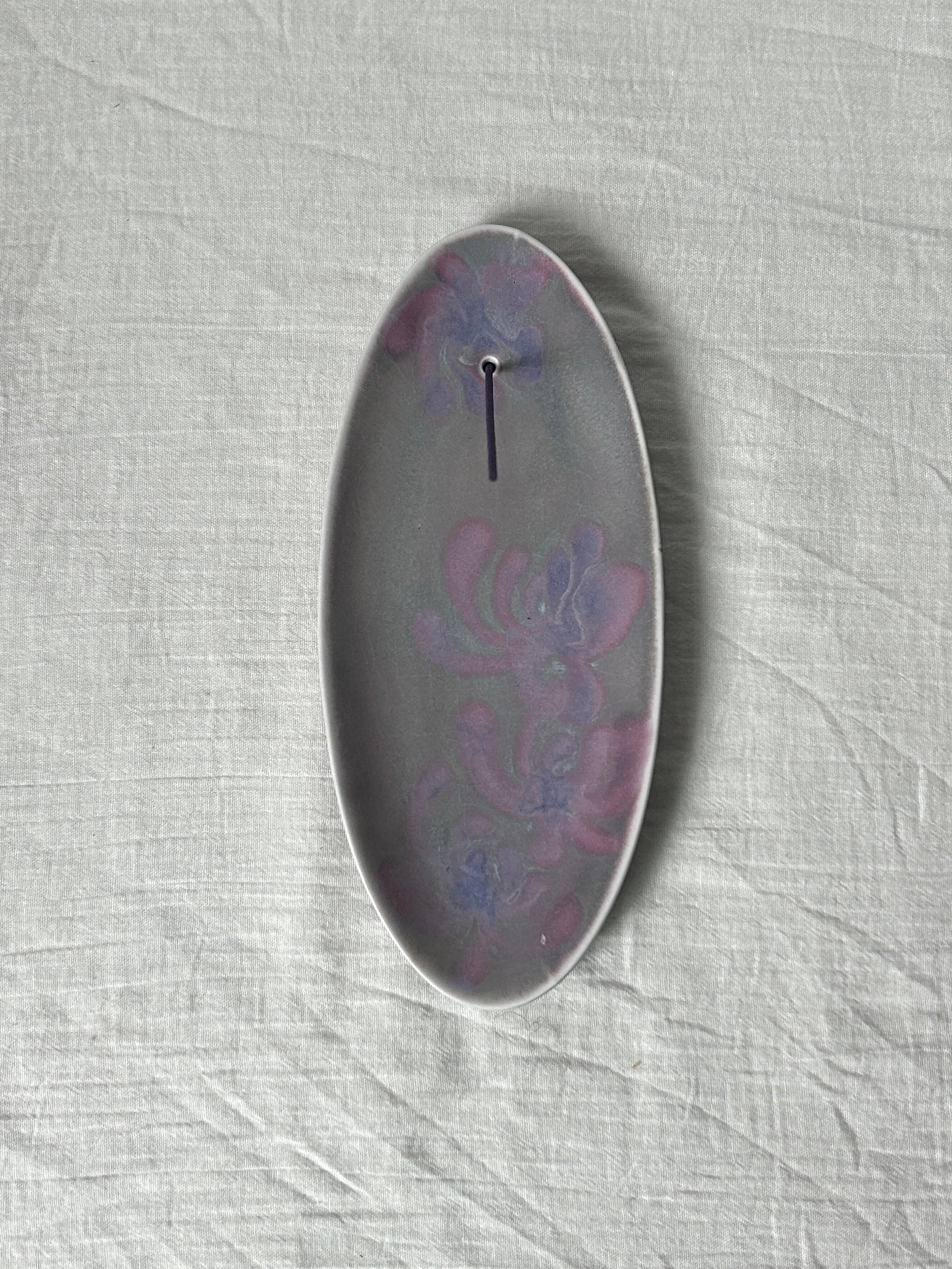 “Echo” Artistic Incense Holder | Plate | Three Fleas