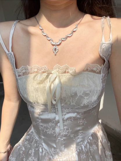 Elegant Ruffle Wing Silver Necklace