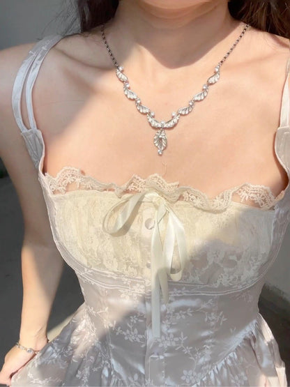 Elegant Ruffle Wing Silver Necklace