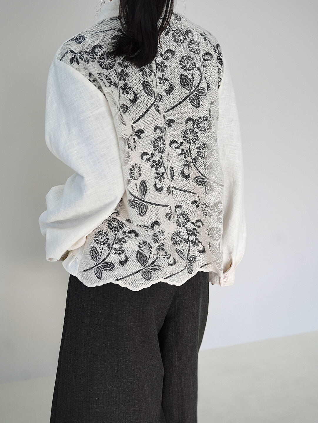 Elegant White Lace Panel Asymmetrical Shirt Coat