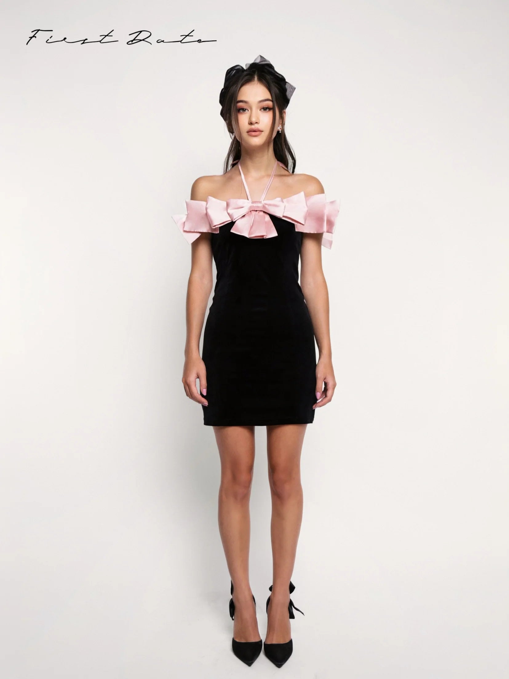 Evelyn Black-Pink Bow Bodycon Mini Dress | Dress | Three Fleas Evelyn Black-Pink Bow Bodycon Mini Dress | Dress | Three Fleas