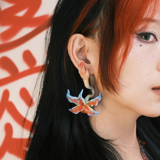 Eye Flower Hand Earrings