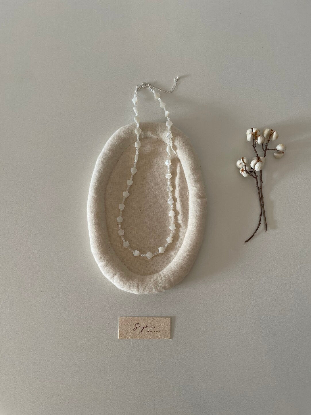 Floating Light Flower Shell Bead Necklace