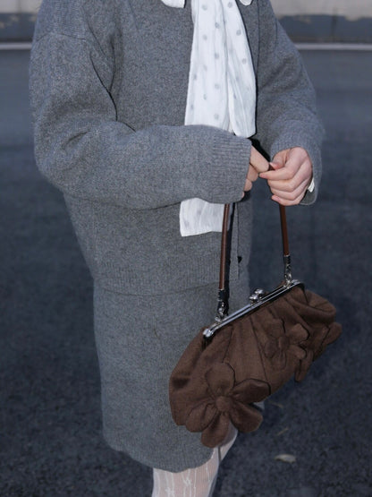 Floral Appliqué Kiss Lock Shoulder Bag