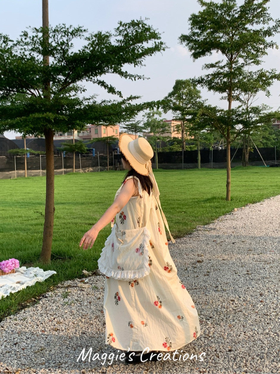 Floral Embroidered Lace Shoulder