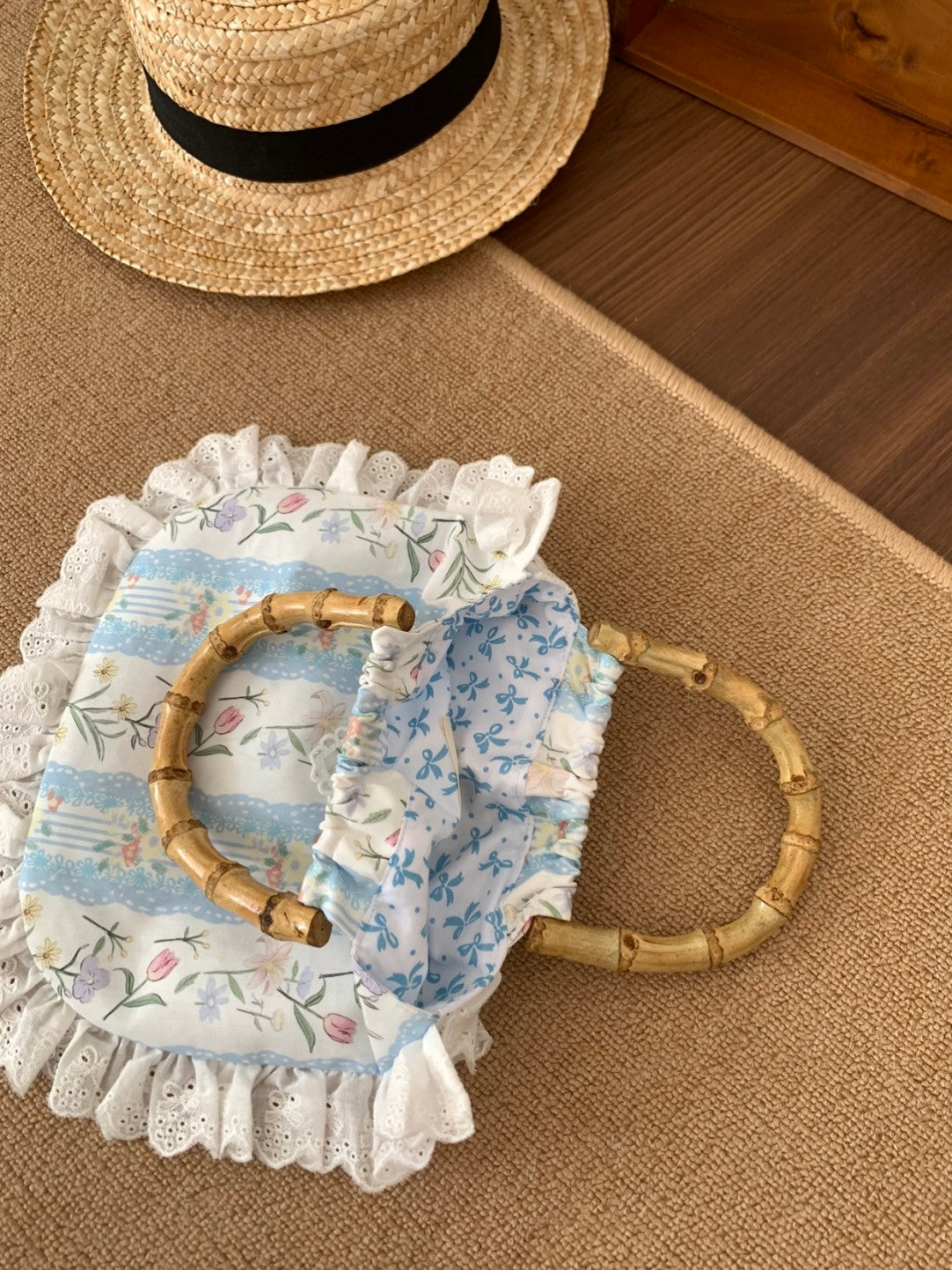 Floral Printed Lace Bamboo Handle Handbag