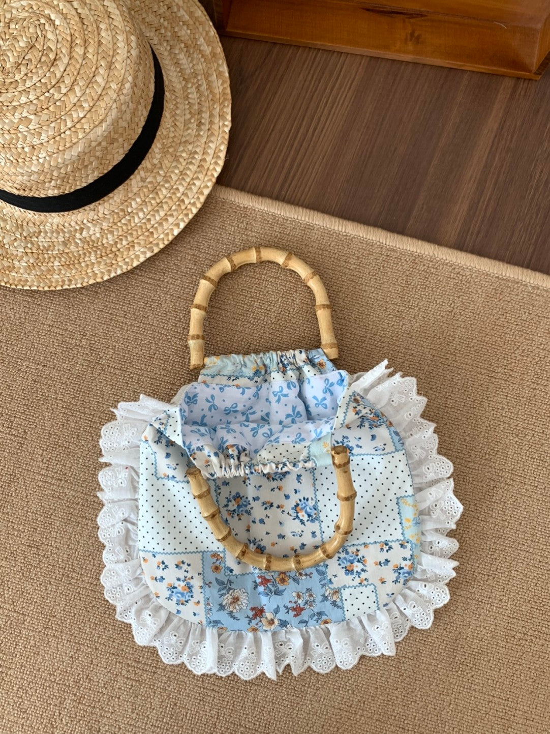 Floral Printed Lace Bamboo Handle Handbag