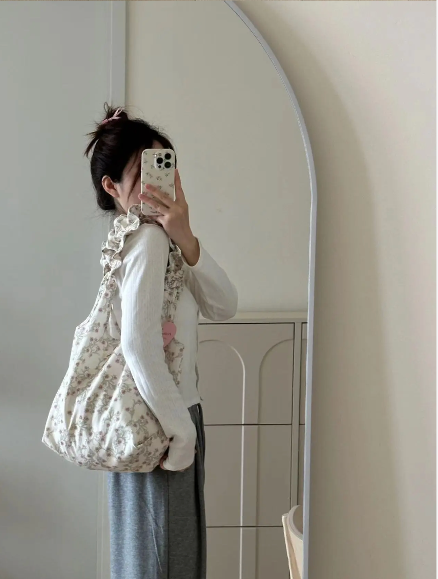 Floral Ruffles Vacation Bucket Bag