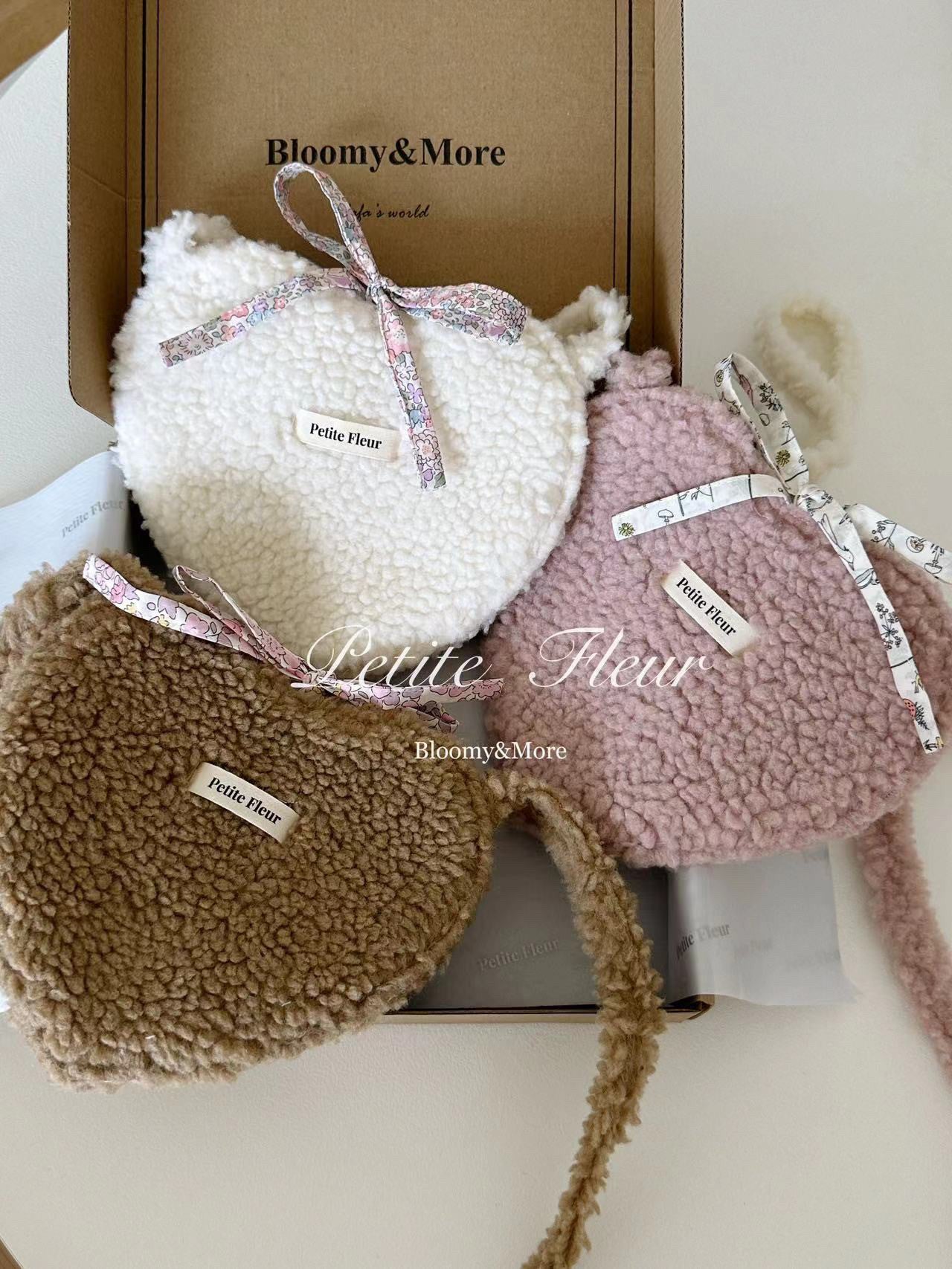 Floral Sherpa Heart Crossbody Bag | Bag | Three Fleas