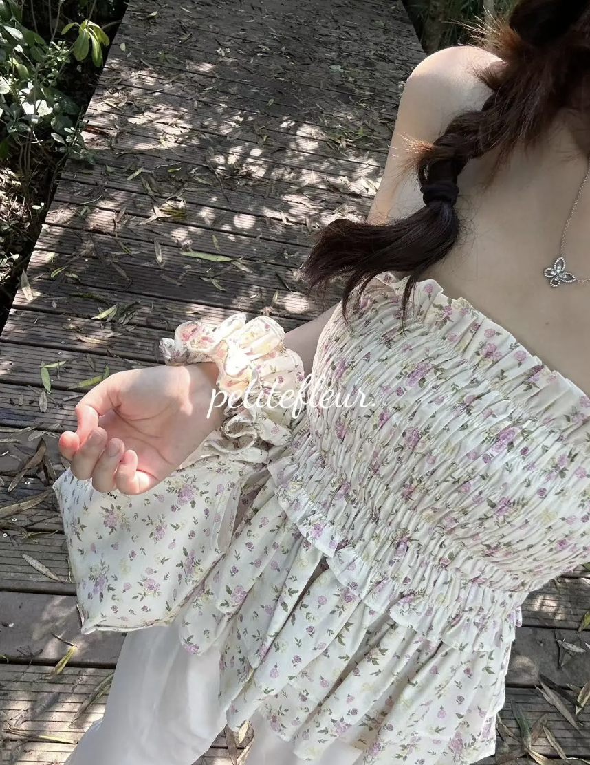 Floral Vacation Bucket Bag