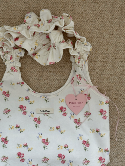 Floral Ruffles Vacation Bucket Bag