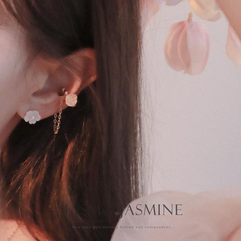 Flower Pearl Earrings