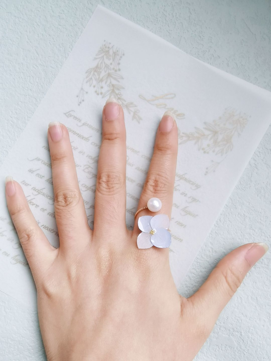 Flower Resin Pearl Open-end Ring