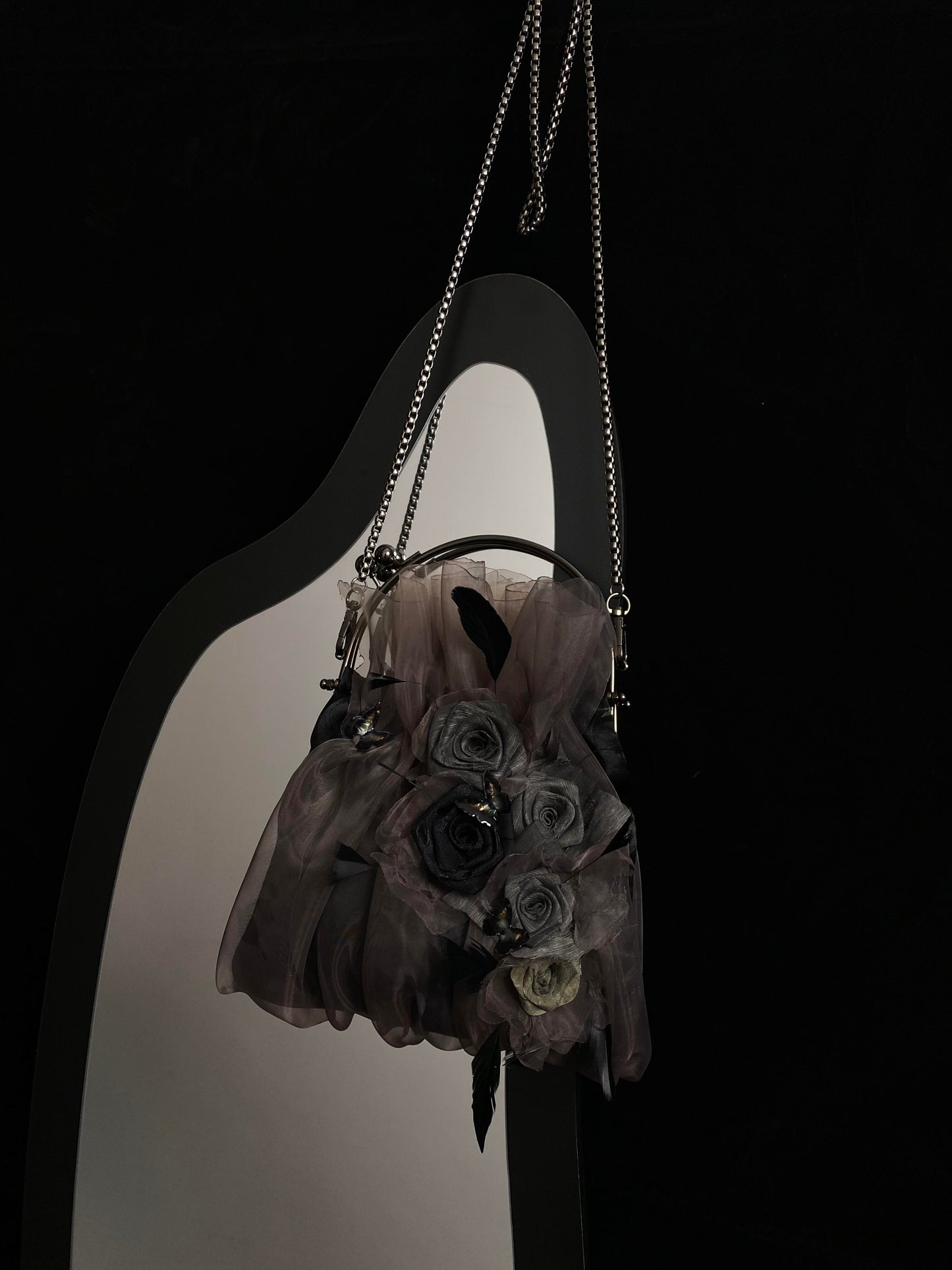 Gothic Rose Feather Kiss-Lock Chain Bag