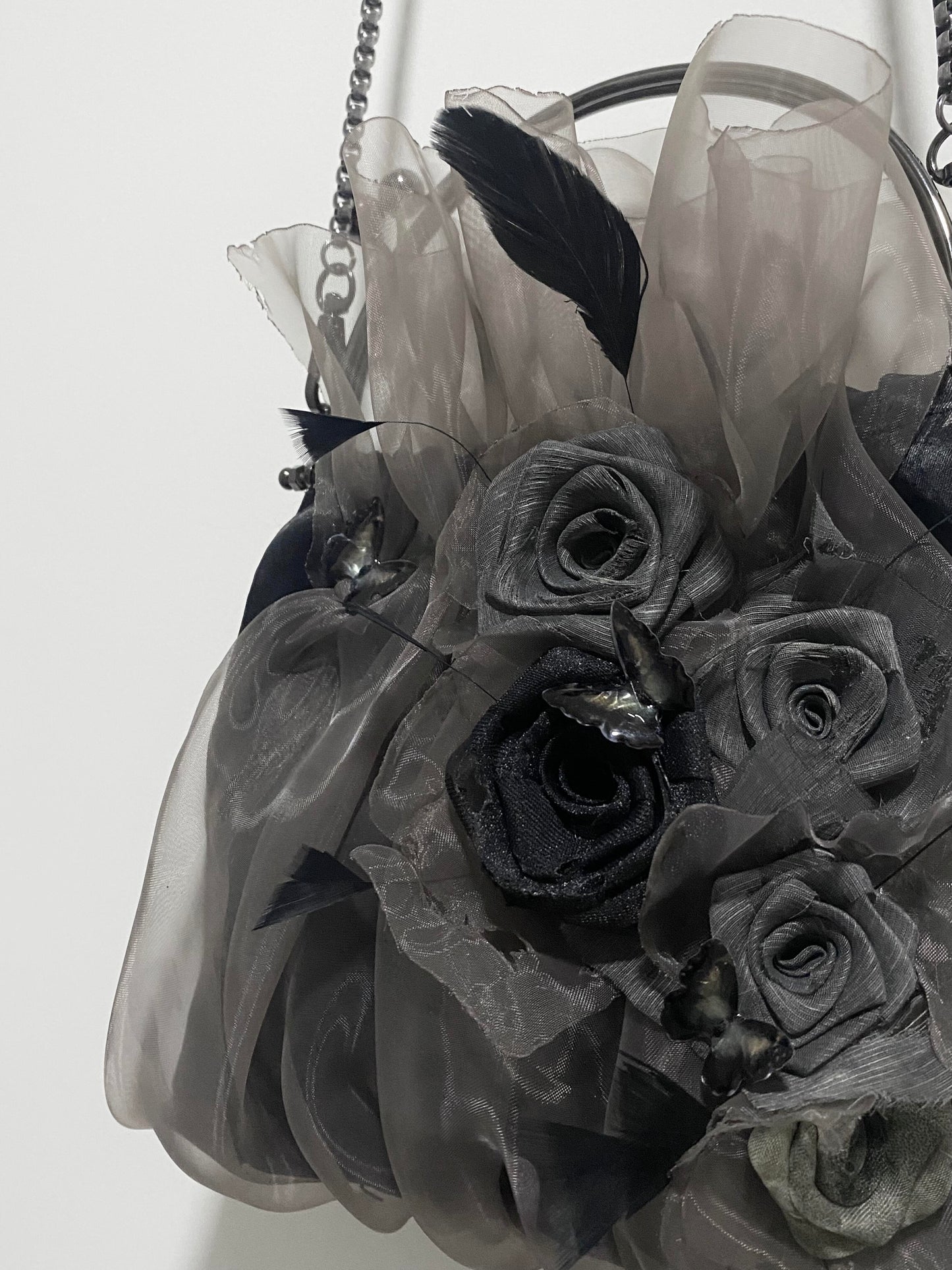 Gothic Rose Feather Kiss-Lock Chain Bag