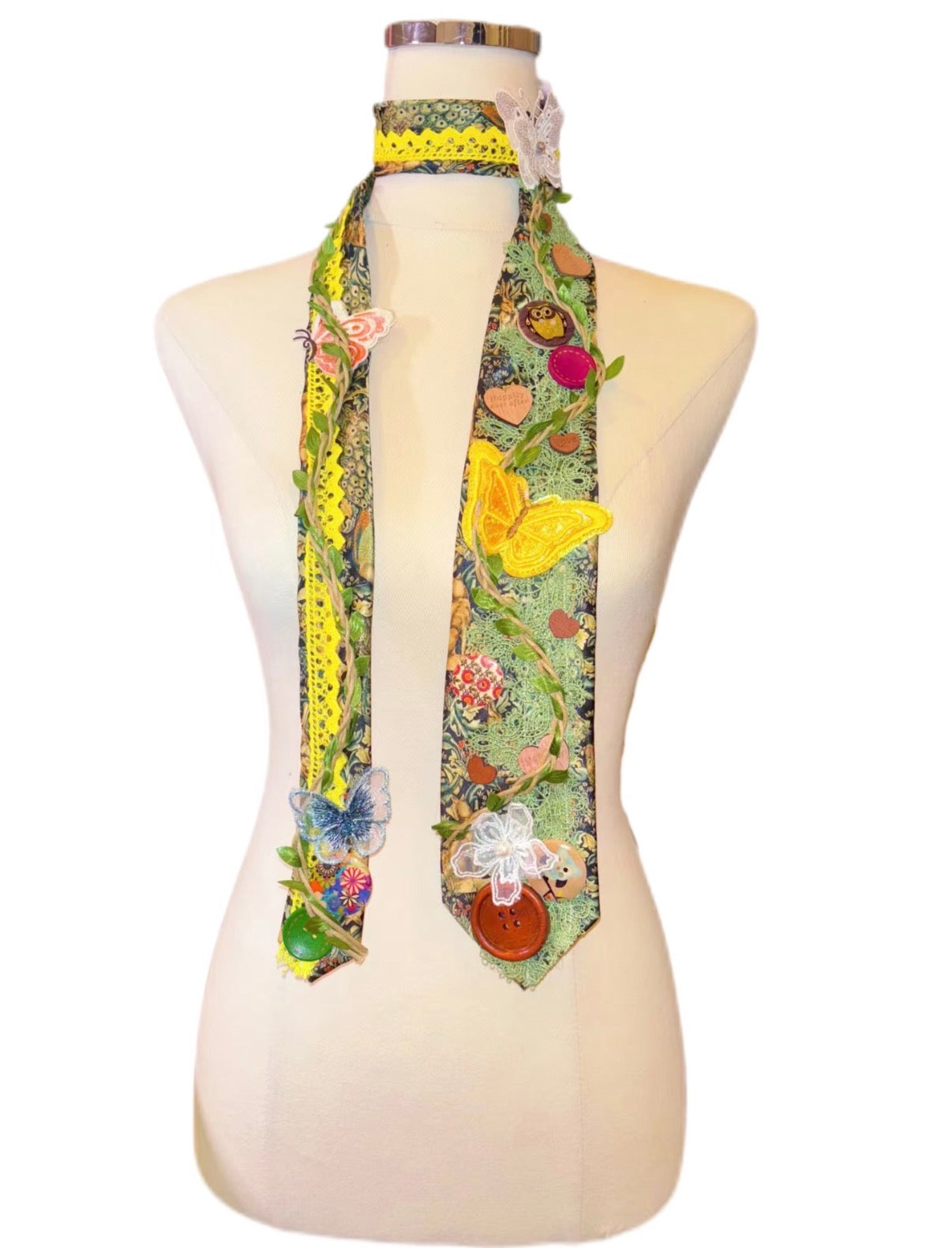Maximalist Vintage Handmade Bow Tie