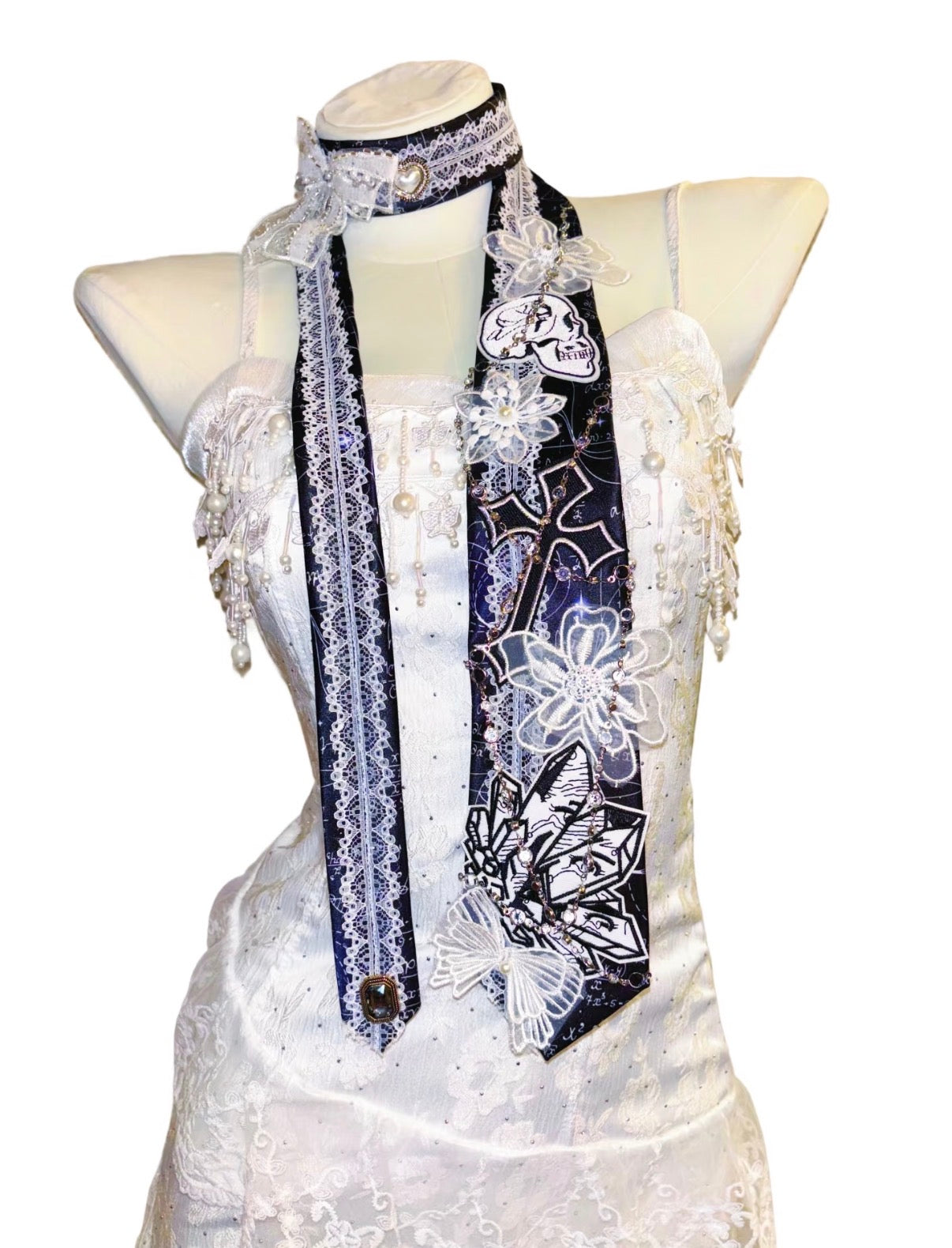 Maximalist Vintage Handmade Lace Tie