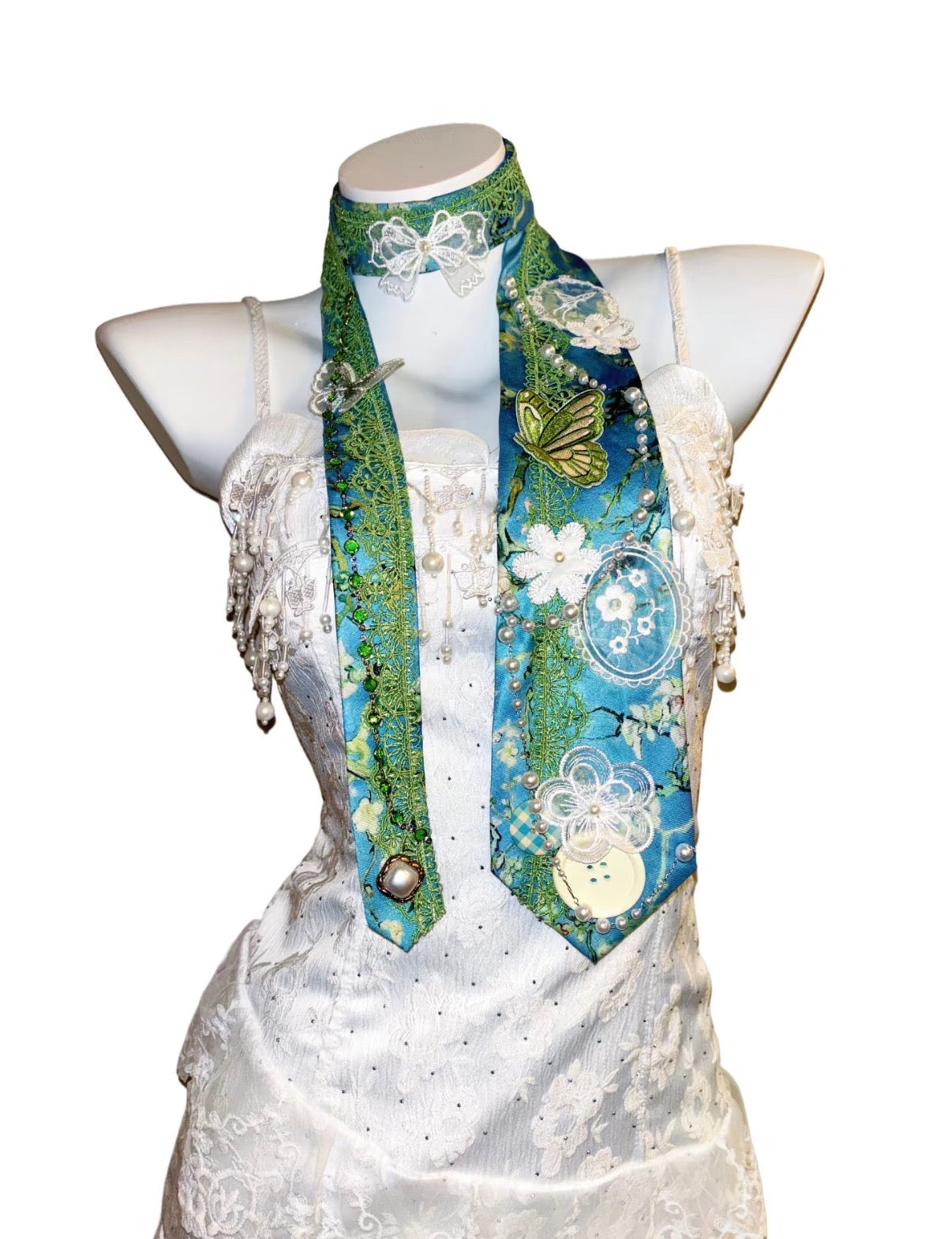 Maximalist Vintage Handmade Star Tie