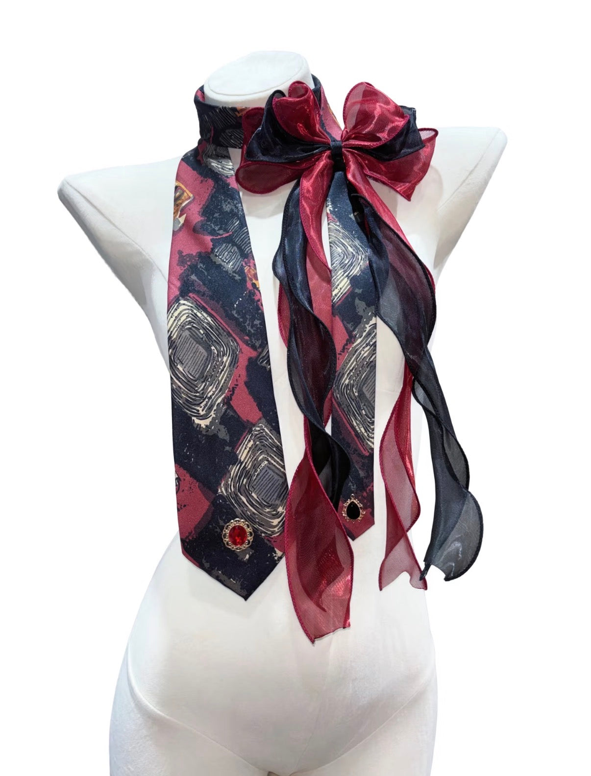 Maximalist Vintage Handmade Bow Lace Tie