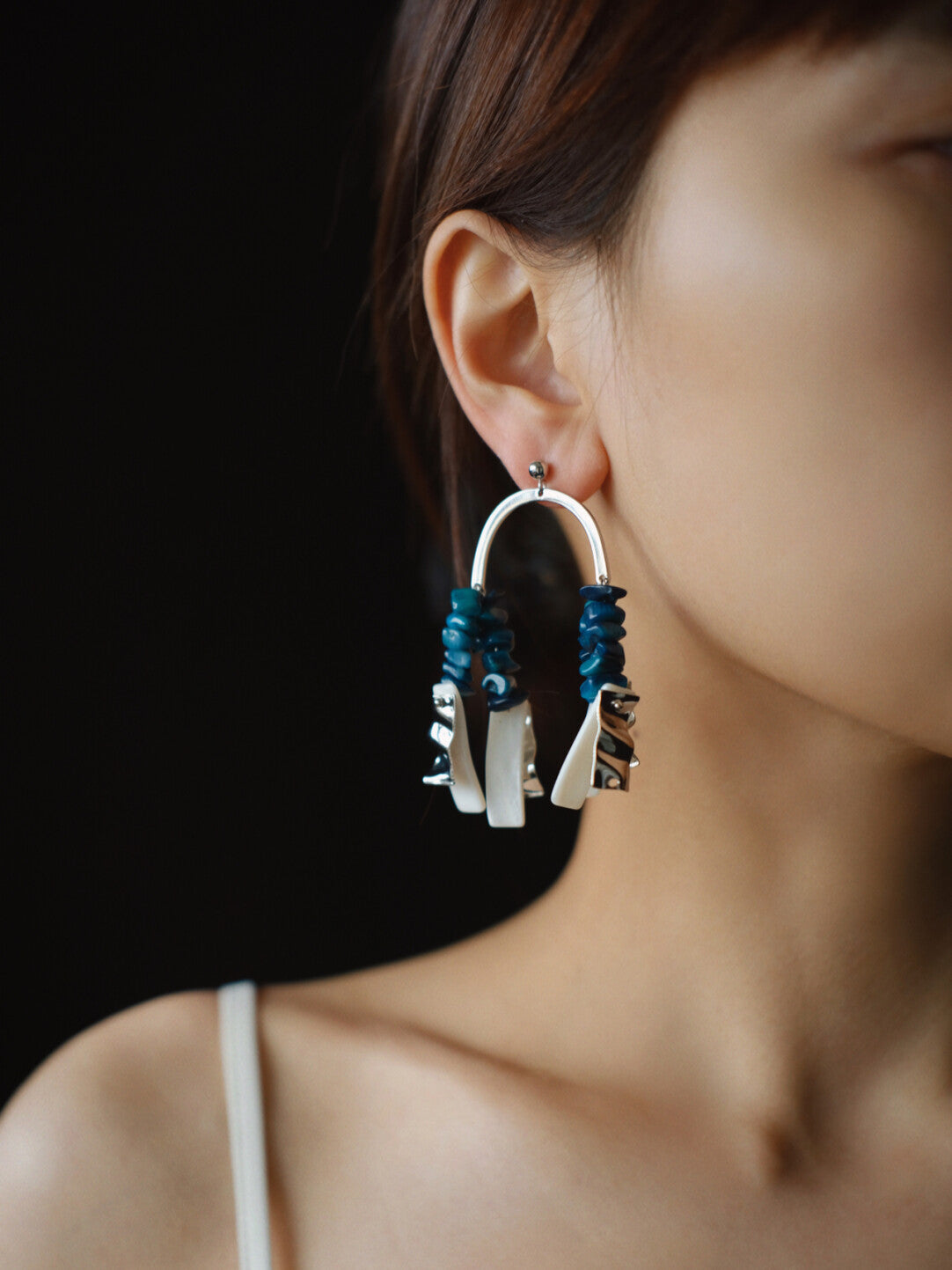 Light Luxury Irregular Pleated Shell Earrings