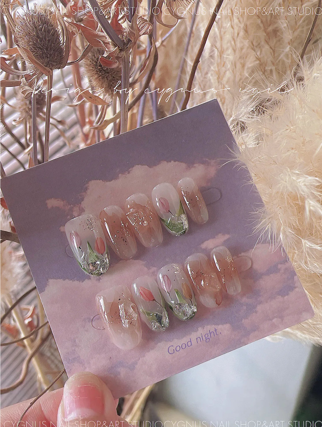 Luna Tulip Hand Painted Press On Nails Set