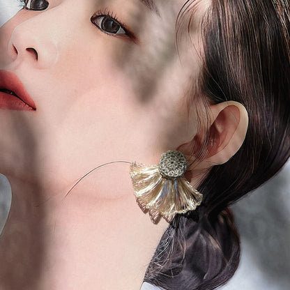 Metal Woven Color Contrast Earrings