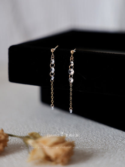 Minimalist Zircon Dangle Earrings