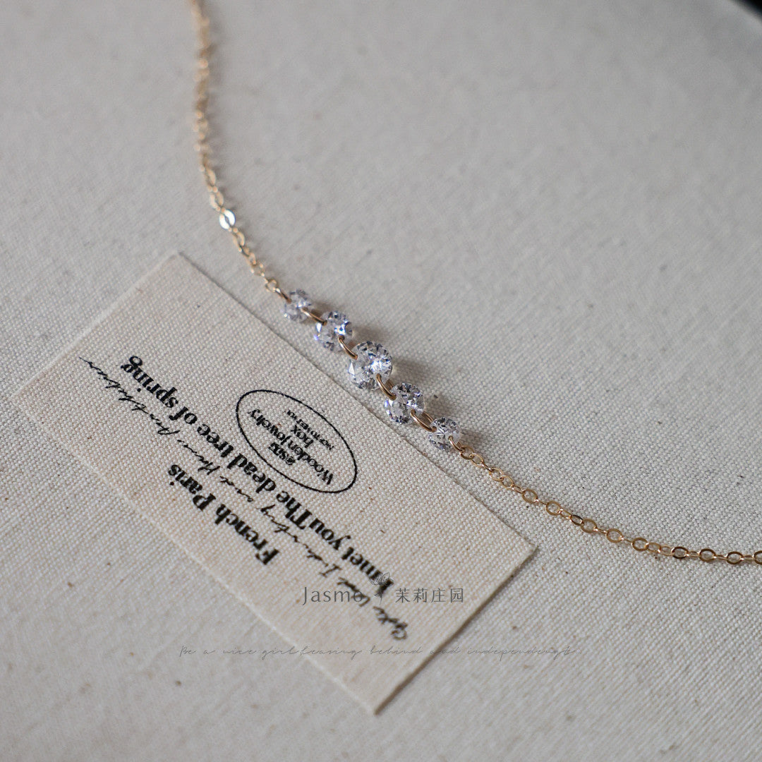 Minimalist Zircon Necklace