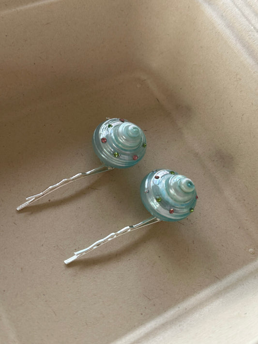 Mint Conch Hair Clip