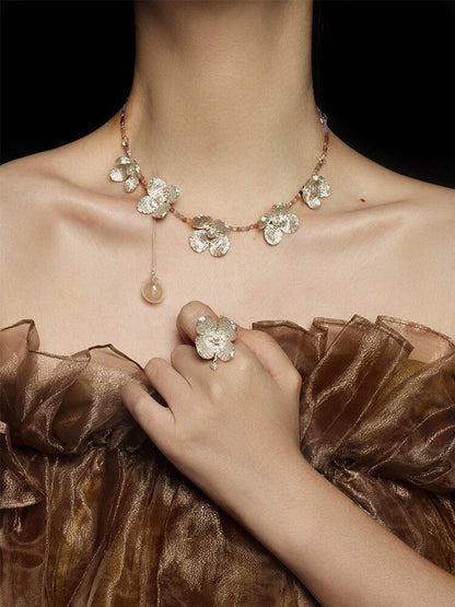 Mock Orange Necklace